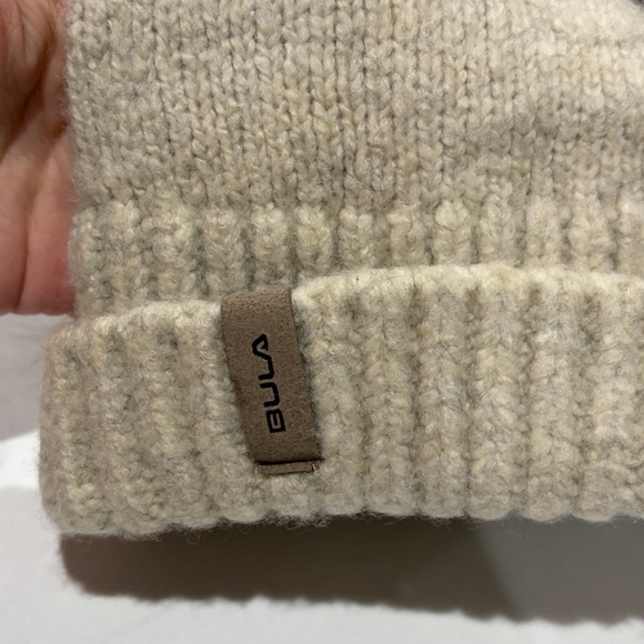 Cream Knit Beanie with Faux Fur Pom - Picture 3 of 6